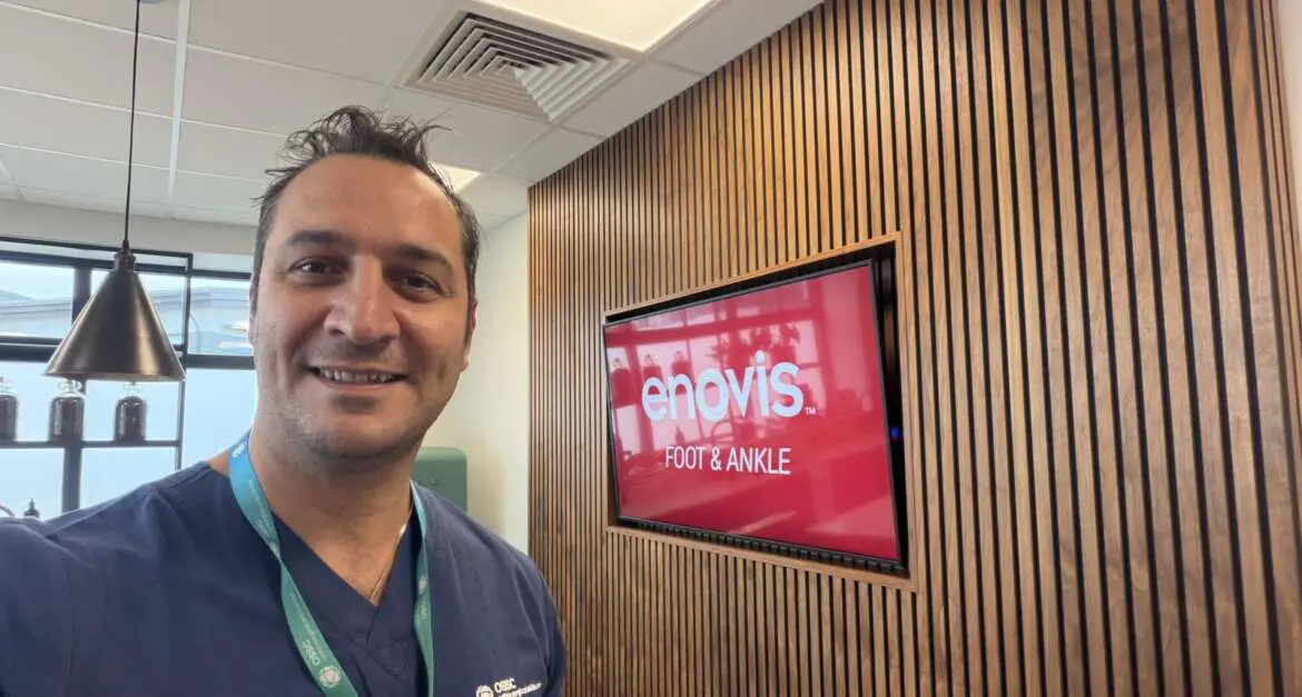 Ο Dr. Ηλίας Ασλανίδης στο Enovis Foot & Ankle Course